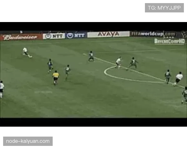 巴拉克与杰拉德：中场推进重心从后插上转向持球渗透